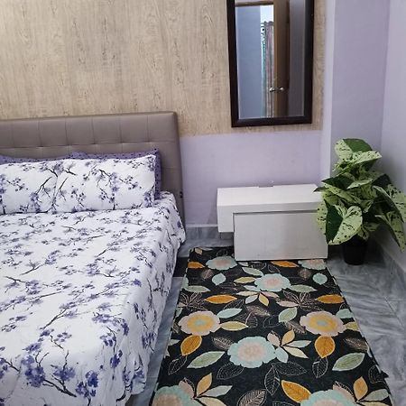 Homestay Lestari Klia Sepang Eksteriør bilde
