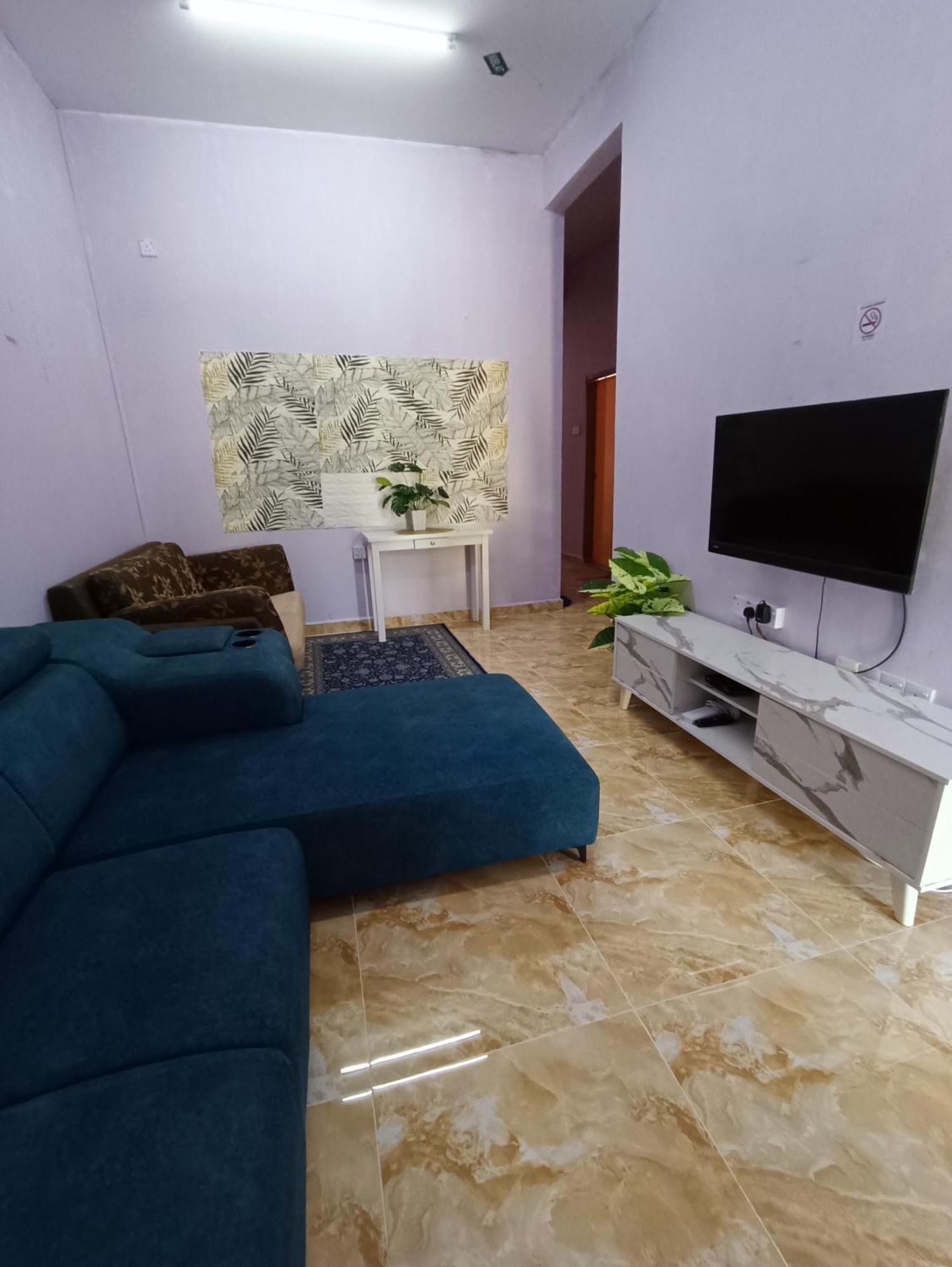 Homestay Lestari Klia Sepang Eksteriør bilde